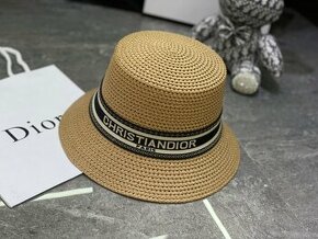 Christian Dior slamený klobúk
