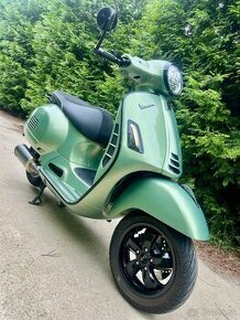 PIAGGIO Vespa GTS Super 300 Sport Limited Edition