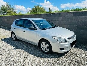 Hyundai i30 1.4 16V Comfort✅