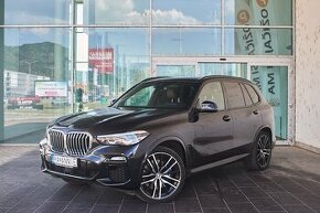 BMW X5 xDrive40i A/T - 1