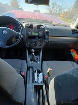 Rozpredám VW Golf V Variant 1.9Tdi 77kw BLS BXE