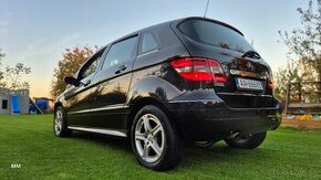 Mercedes Benz B trieda B150 - 1