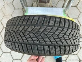 Zimné pneumatiky 215/55R17 98V Goodyear ULTRAGRIP - 1