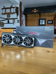 AMD Radeon 6800 - 16GB