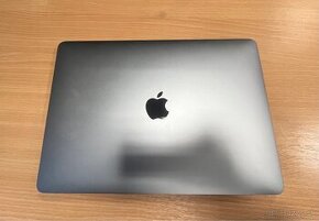 Predám macbook pro 2022