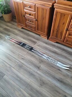 Predam NOVE bezky PELTONEN,202 cm,NNN,supiny