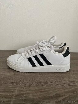 Adidas damske 39 1/3