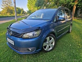 Volkswagen Touran 2.0 TDI Highline DSG - 1