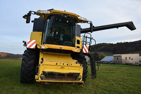 Kombajn NEW HOLLAND CX8080SL s vario žac. lištou