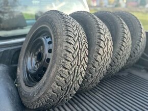 205/80 R16