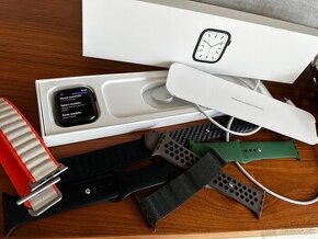 Apple Watch Series 7 45mm Green