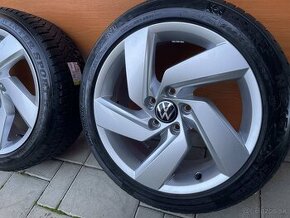 RICHMOND VW GOLF GTI  5x112 205 50 17 Zimné