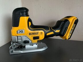 DeWALT DCS335N Aku priamočiara píla