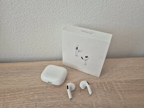 Apple AirPods (3. generácie)