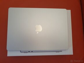 MacBook Air M2 2022