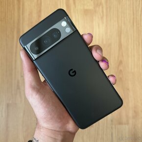 Google Pixel 8 Pro 12/128GB Black - 1