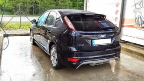 Kúpim nárazník na ford focus mk2 Zetec S