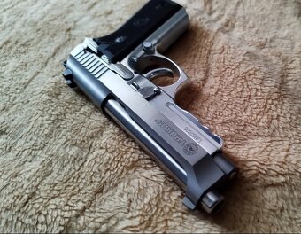 Taurus PT92