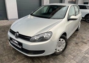 Volkswagen Golf 1.2TSi 66000km benzín manuál 63 kw - 1