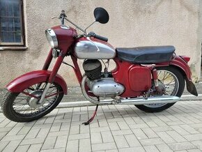 Jawa 250 590