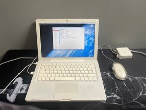 MacBook 4.1 White  (2010)  MacOS X