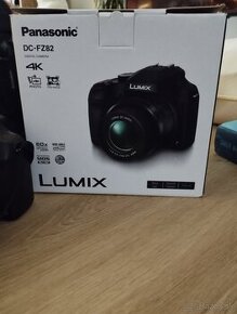 Panasonic Lumix DC-FZ82D