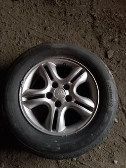 Letné pneumatiky 215/65 R16