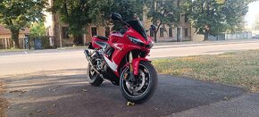 Yamaha R6 2005