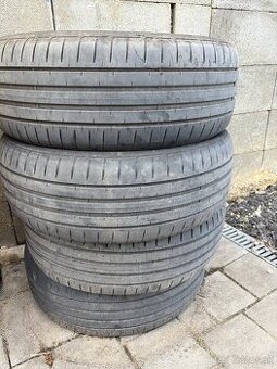 Predam letne pneu Good Year 215/55 R18 - 1