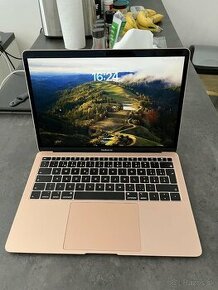 MacBook Air 2019 13” zlatý