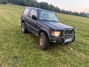 Mitsubishi Pajero 2.5TD