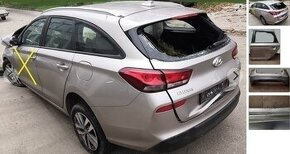 Hyundai i30 II CW kombi 2020 Predám Dvere ľavé zadné Dvere ľ