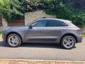 Porsche Macan S