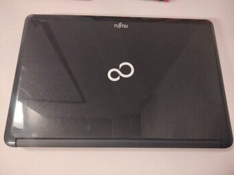 rozpredám na diely notebook Fujitsu lifebook AH530 - 1