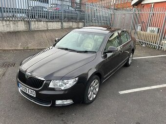 Skoda Superb 2.0 TDI DSG DOVOZ GB - 1