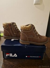 NOVE Fila clenkove zimne detske zateplene cizmy topanky 22