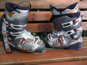 Ski boots - 1