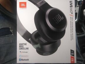 JBL live 660NC