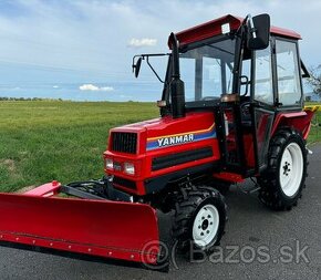 Japonský traktor YANMAR F18D Diesel 3 válec, 18HP - 1