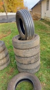 225/75R16C. 121/120R. Hankook letné