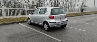 Toyota Yaris 1.0 vvti automat mmt