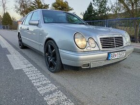 Mercedes E 300 TD