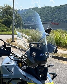 Predám Plexi GIVI SUZUKI V-STROM 800DE/SE D3125ST