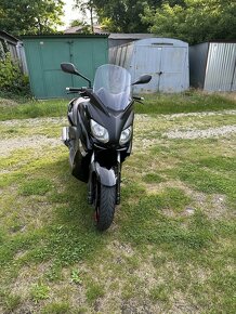 Yamaha Xmax 250