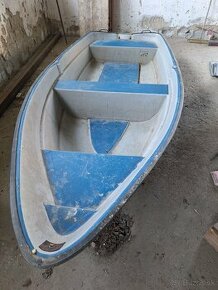 Laminátový čln