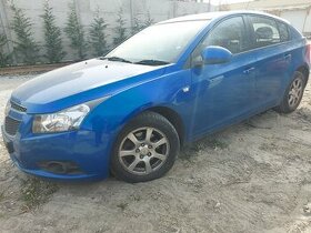 Chevrolet Cruze 2.D  5 dverové 120KW