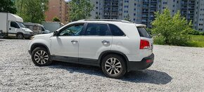 Kia Sorento 2,2 crdi automat r. v. 2010 - 1