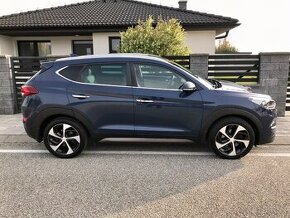 HYUNDAI TUCSON 2.0 CRDi 4x4 AUTOMAT