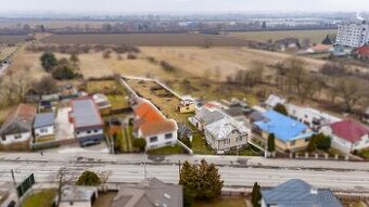 Ponúkame Vám na predaj veľký stavebný pozemok na Dlhej ulici