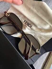 Fendi nove - 1